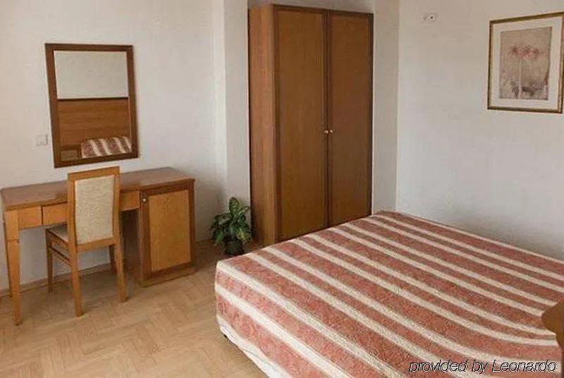 Dunav Apartment House Sofia Hotel