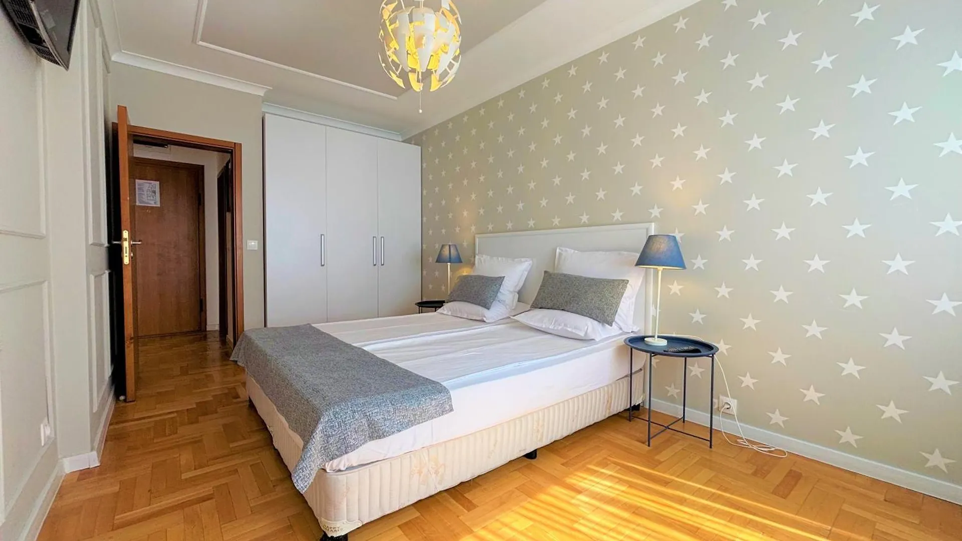 Dunav Apartment House Sofia Hotel